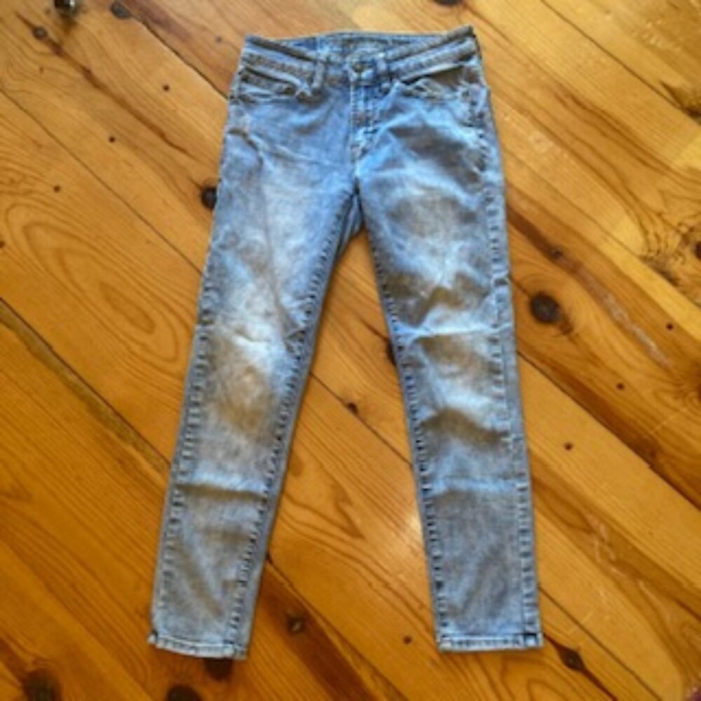 American Eagle Extreme Flex Distressed Skinny Jeans